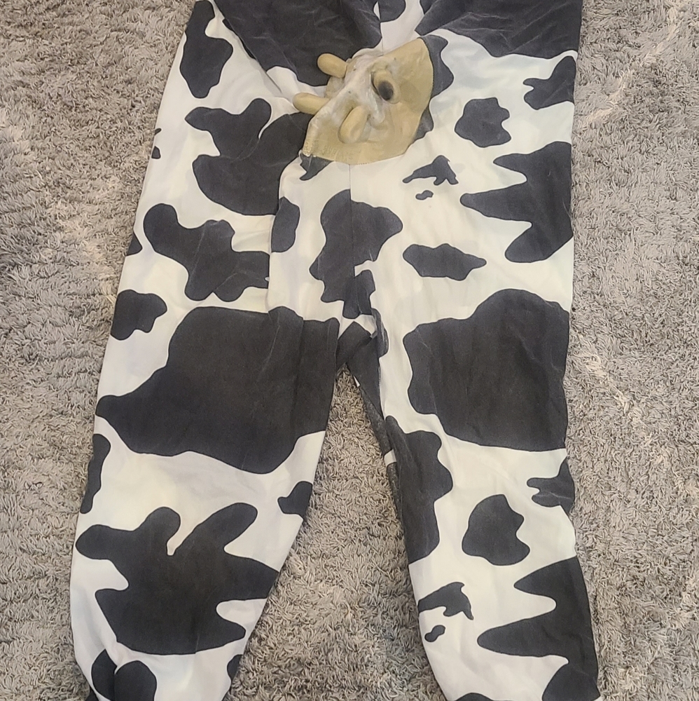 Momma and baby cow Costumes